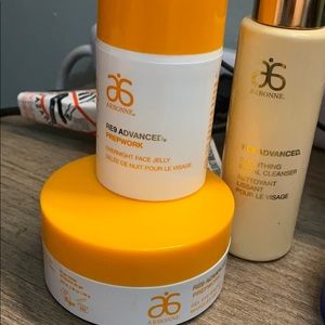 Arbonne RE9